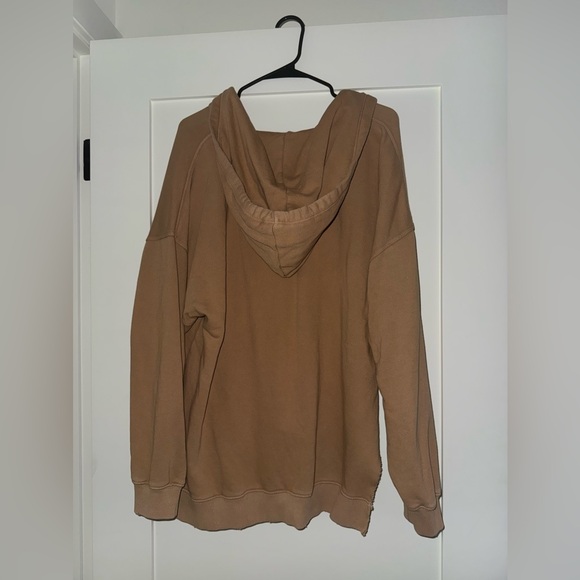 ✨WORN ONCE✨ 2023 Aerie Barefoot Hoodie - Picture 8 of 10